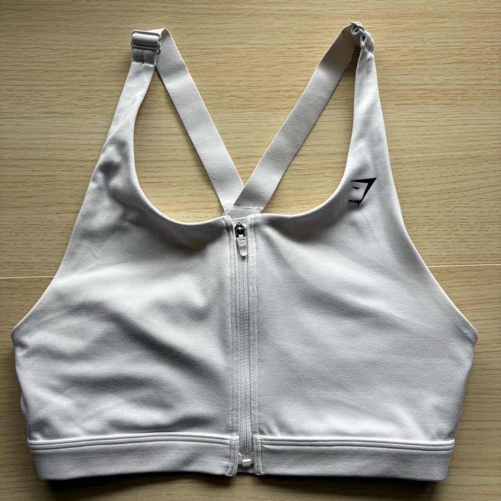 Gymshark White Zip Front Sports Bra XS Athletic Workout Crop Top Activewear - Picture 10 of 13